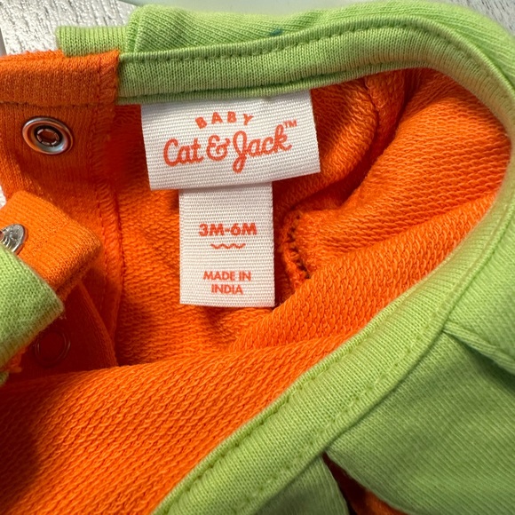 Cat & Jack pumpkin two piece outfit - Halloween New - Picture 3 of 3